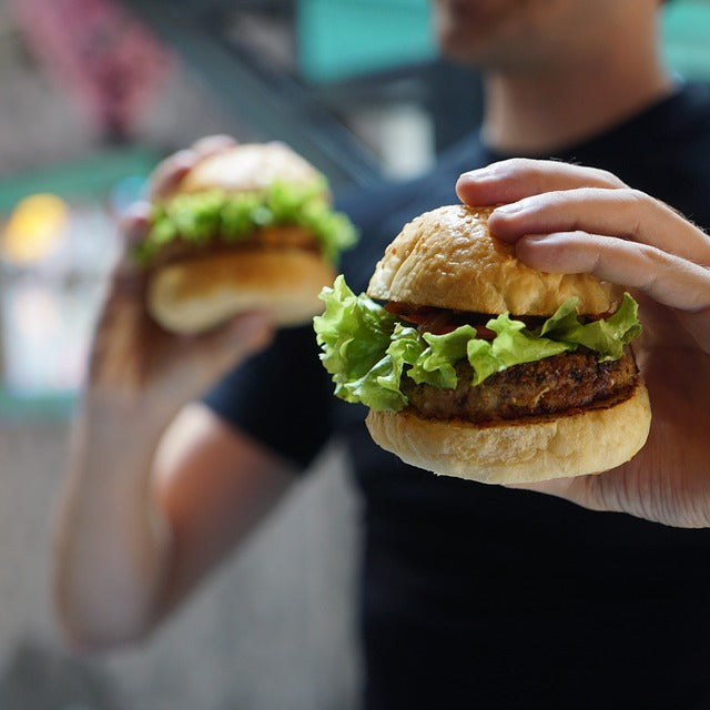 University bans hamburgers 'to tackle climate change' By Katherine Sellgren